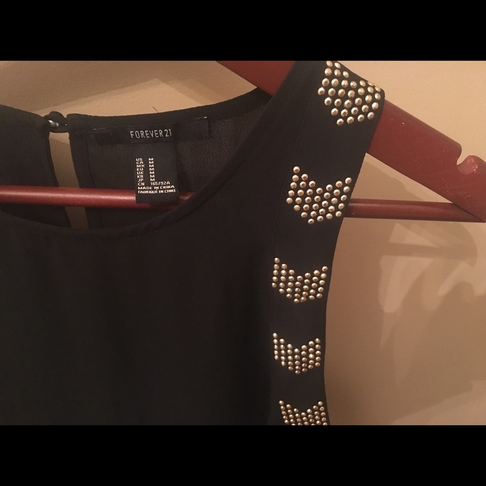 Forever 21 tank